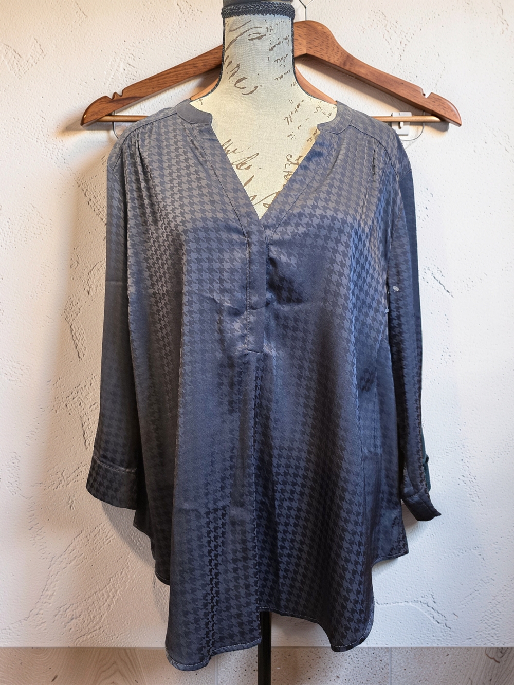 TORRID Harper Houndstooth Jacquard Pullover Blouse Size 1 1X